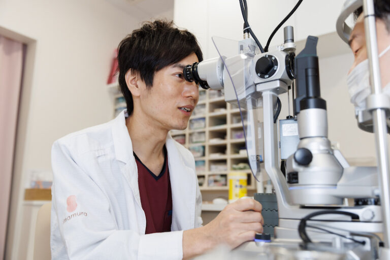 【理事長ブログ】緑内障の目薬の種類と正しい点眼方法を解説。目薬以外の治療方法も